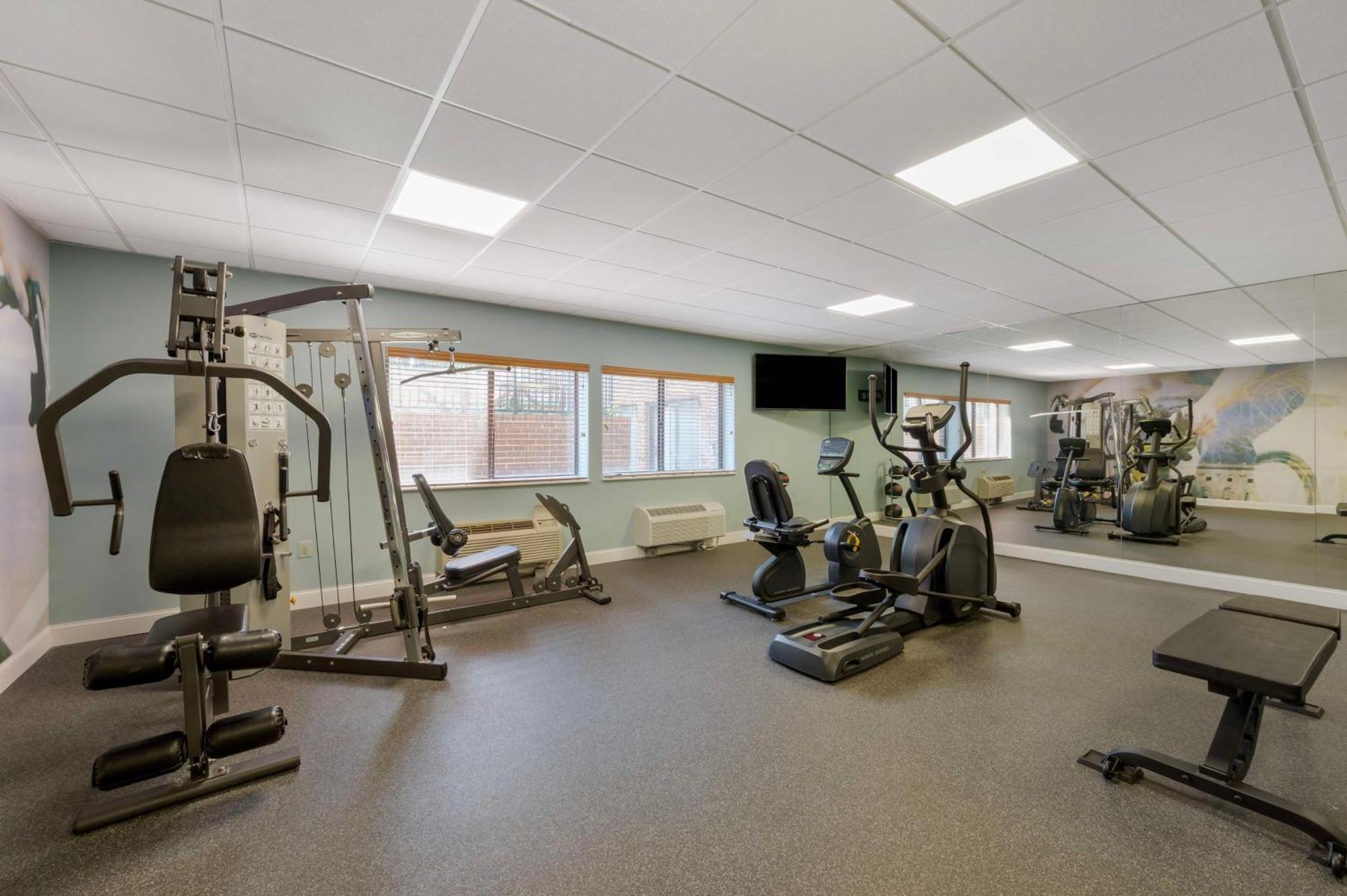 Best Western Plus Mount Vernon - Fort Belvoir Exterior foto